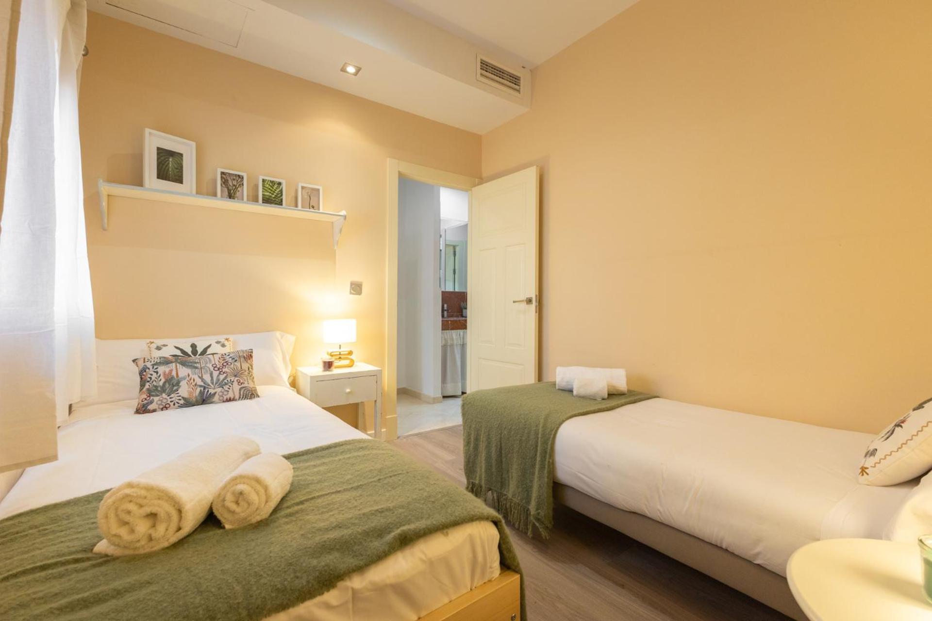 Apartment Quevedo Deluxe Duplex By Valcambre Seville